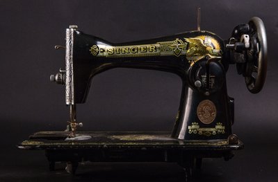 Singer Sewing Machine