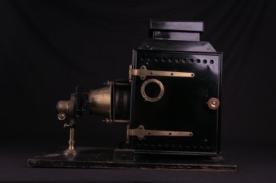 Large Magic Lantern (Brass Hardware)