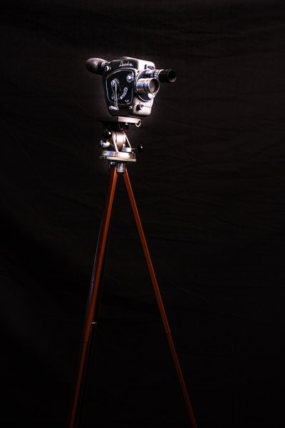 Beaulieu Movie Camera (Tripod)