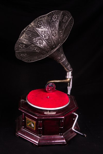 HMV Horn Phonograph