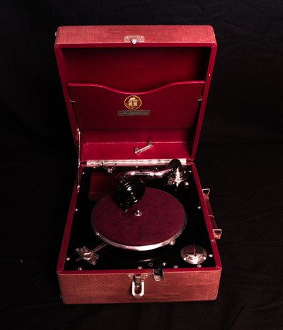 Mignon Portable Phonograph