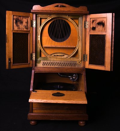 Klingsor Cabinet Phonograph