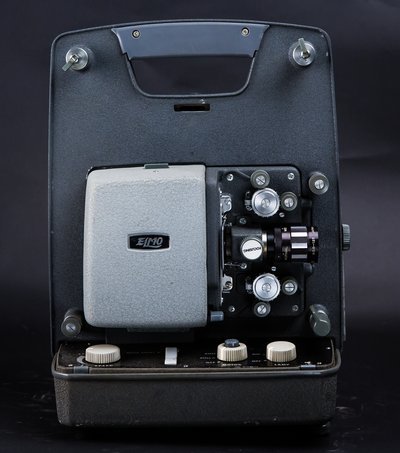 8mm Portable Projector