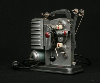8mm Portable Projector