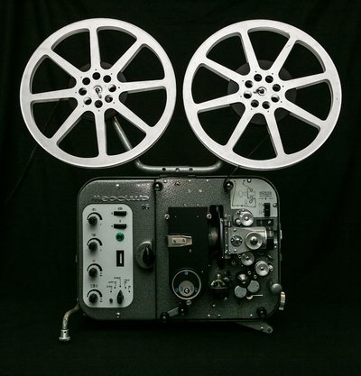 Meoclub 16 Projector