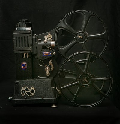 9.5mm Projector