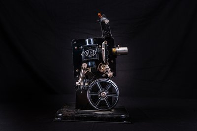 ALEF Projector
