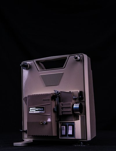 Universa Junior Super 8