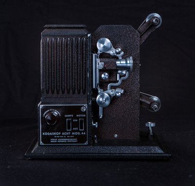 Beaulieu 16mm Projector